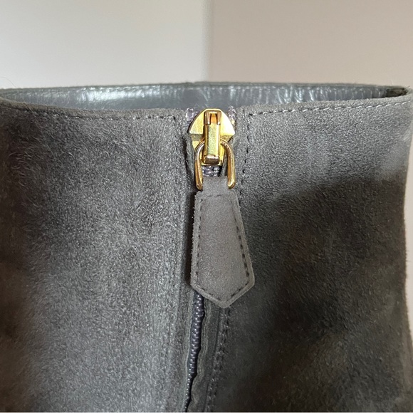 Prada, grey suede ankle boots, 2" heels, square toes, concealed zipper, sz 38.5, - Picture 11 of 13